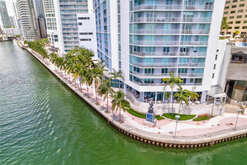 Comprar apartamento en One Miami West Tower 3108