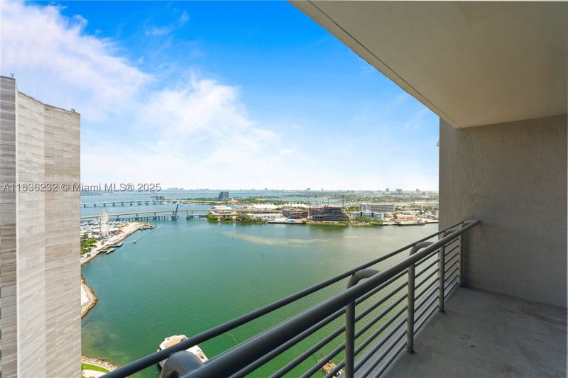 Comprar apartamento en One Miami West Tower 3410