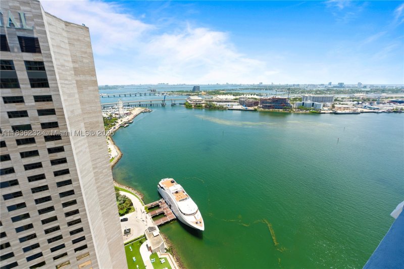 Comprar apartamento en One Miami West Tower 3410