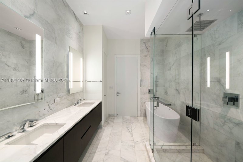 Comprar apartamento en Echo Brickell 5302