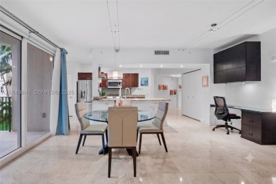 Comprar apartamento no Turnberry Village South 212
