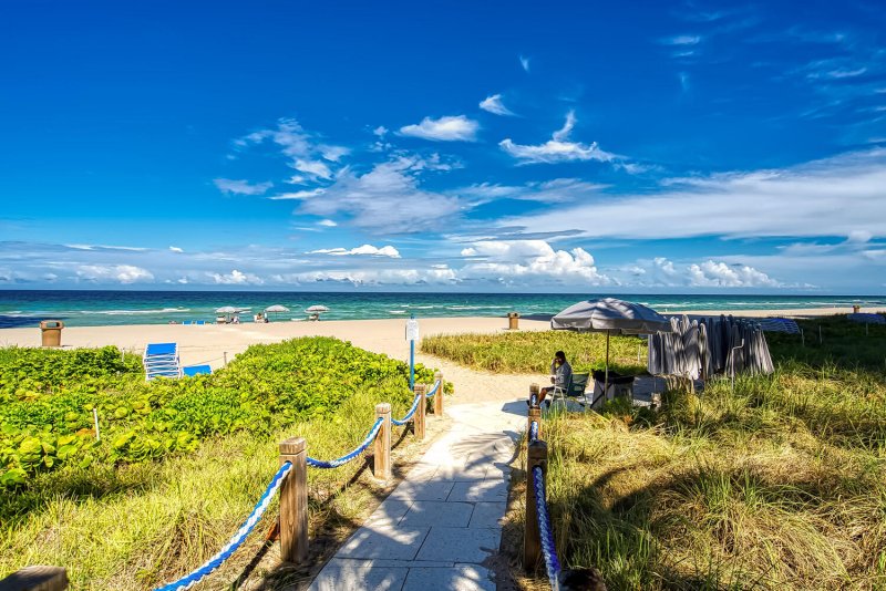 Comprar apartamento no Ocean Three 506