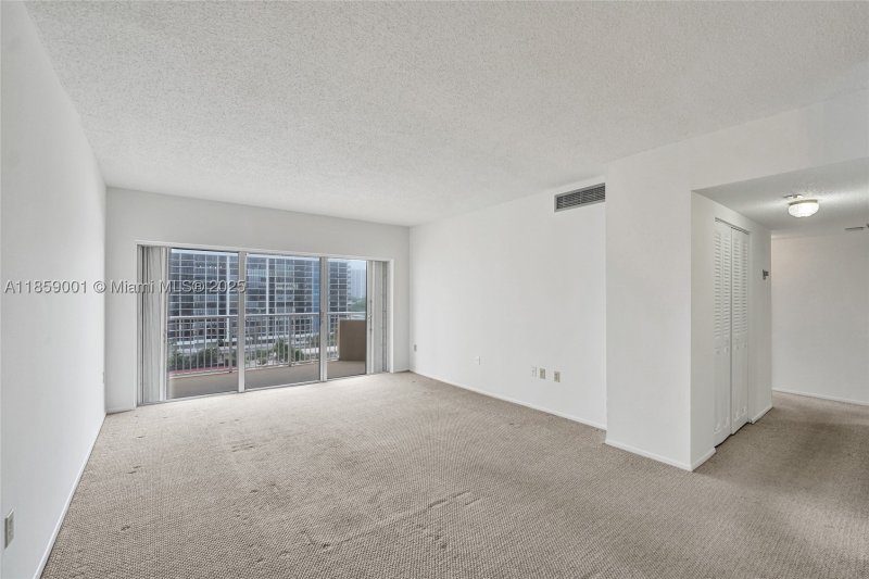 Comprar apartamento en The Hemispheres 7K