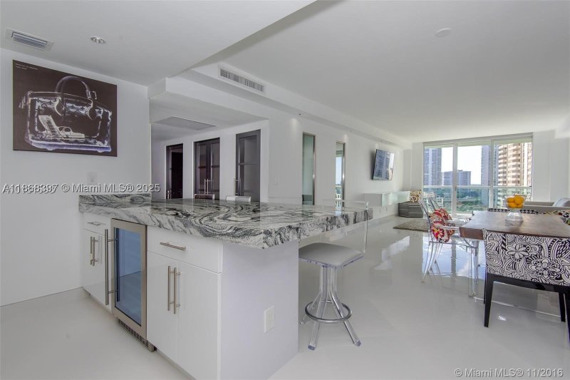Apartment for rent at Ocean View 1121