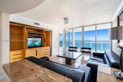 Aluguel de apartamento no Ocean Two 704