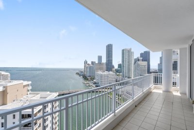 Comprar apartamento no Courts Brickell Key 2903