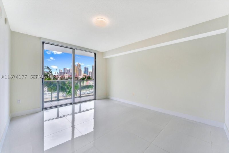 Condo for sale at Arlen House 4-803