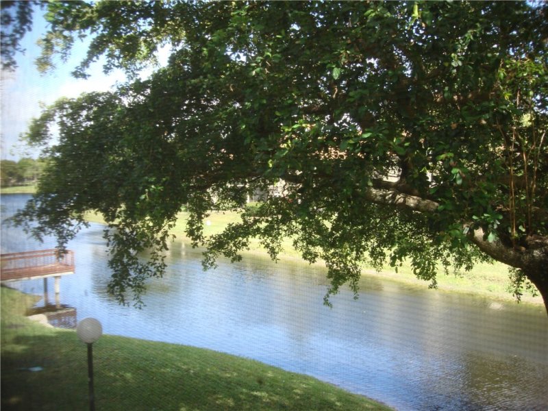 Condo for sale at FENDI Chateau Residences 406