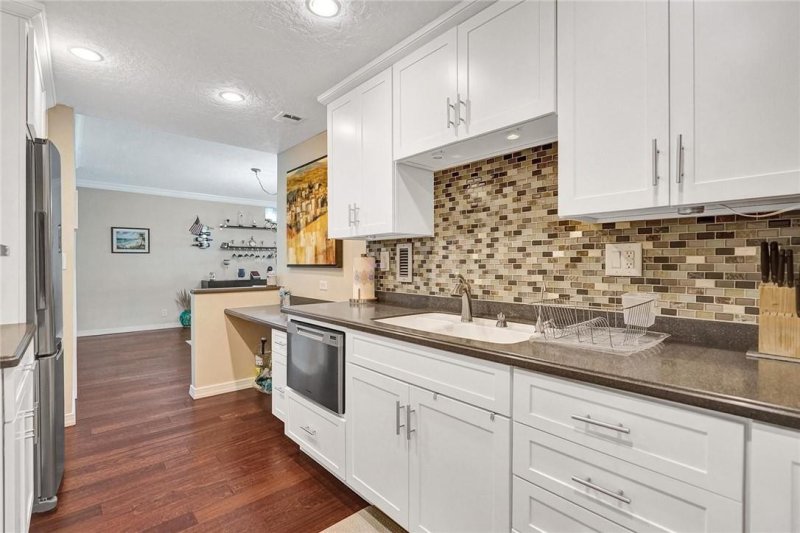 Condo for sale at Galt Towers 9r