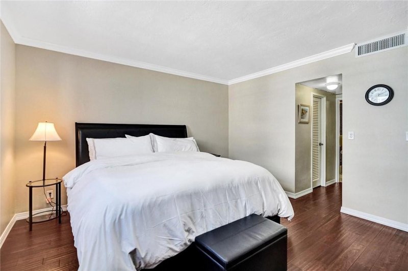 Condo for sale at Galt Towers 9r