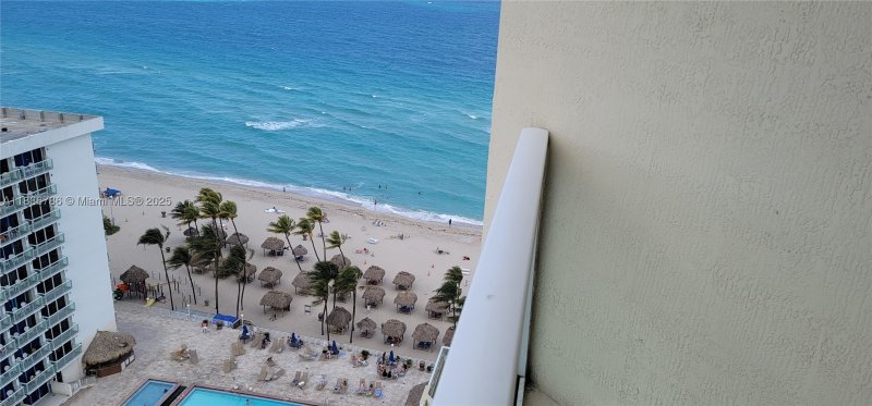 Comprar apartamento no La Perla 1806