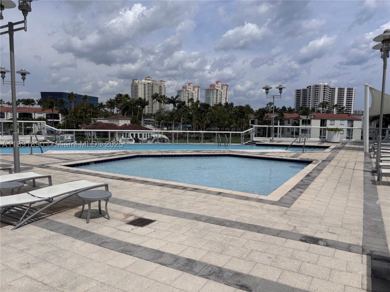 Condo for sale at Atrium Aventura 1-809