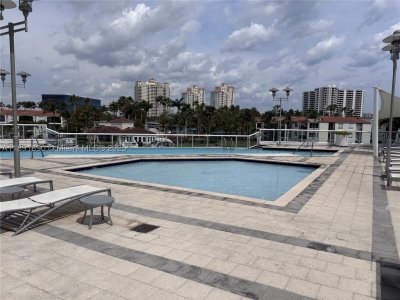 Comprar apartamento no Atrium Aventura 1-809