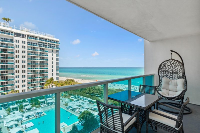 Comprar apartamento en Roney Palace 1015