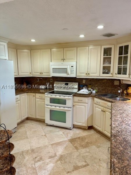 Condo for sale at Oceanfront Plaza 1507
