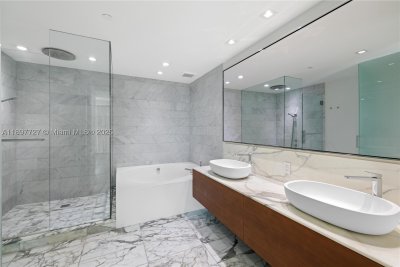 Comprar apartamento en Oceana Bal Harbour 311