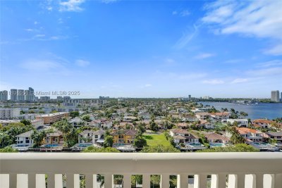Comprar apartamento en 1000 Williams Island 1403