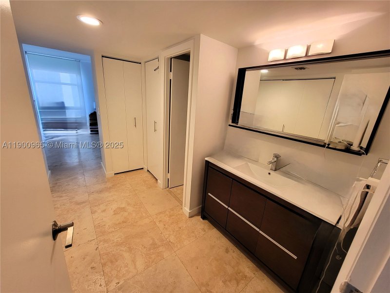 Condo for sale at Coronado I 539
