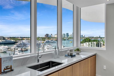 Comprar apartamento en Pier Sixty-Six Residences Azul 601