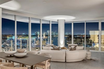 Pier Sixty-Six Residences Azul Apt #601