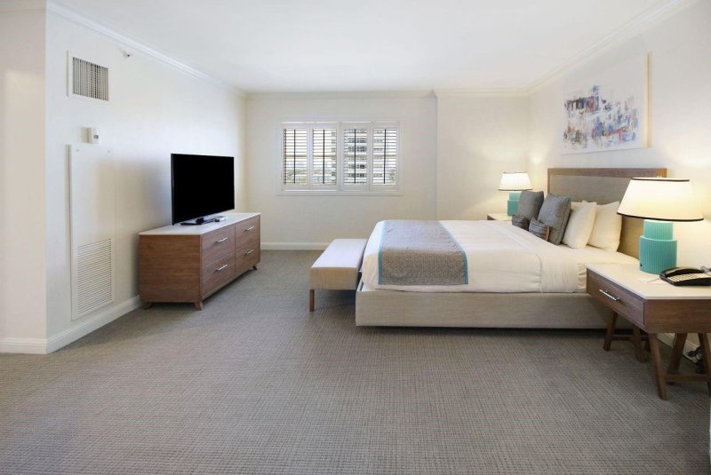 Condo for sale at The Atlantic Hotel 1113