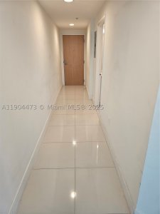 Comprar apartamento en Vizcayne Everglades On The Bay 908