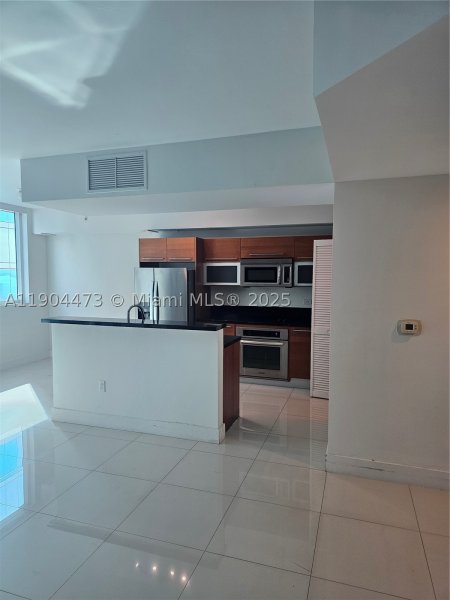 Condo for sale at Vizcayne Everglades On The Bay 908