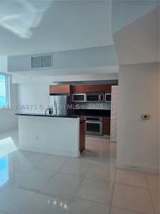 Comprar apartamento en Vizcayne Everglades On The Bay 908