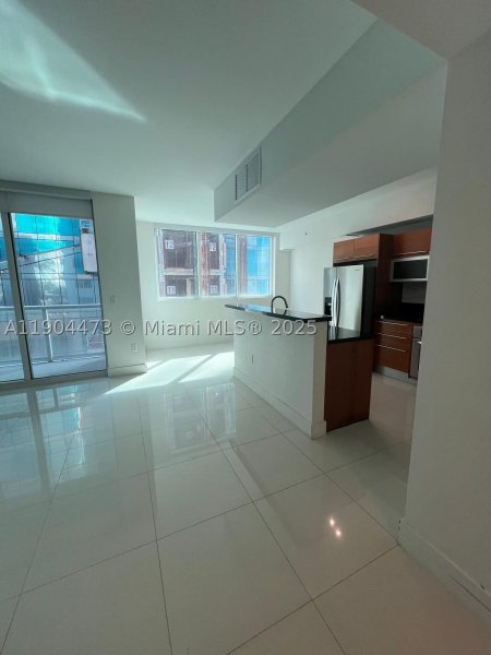 Condo for sale at Vizcayne Everglades On The Bay 908