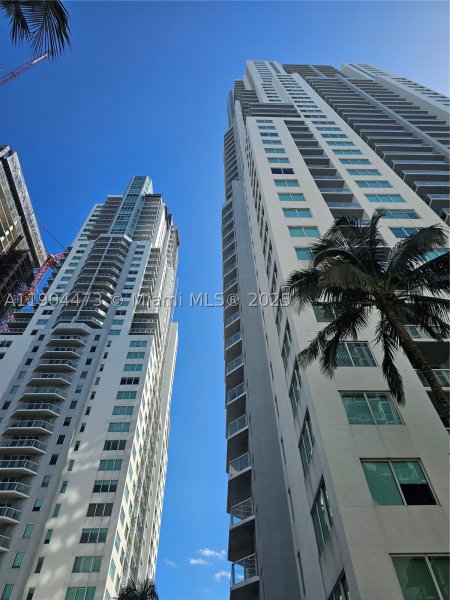 Condo for sale at Vizcayne Everglades On The Bay 908