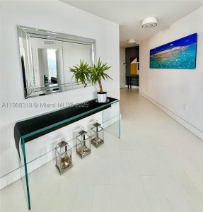 Comprar apartamento no Axis on Brickell South Tower 4012-S