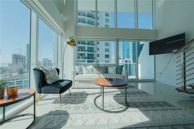 Aluguel de apartamento no Brickell on the River South 1217
