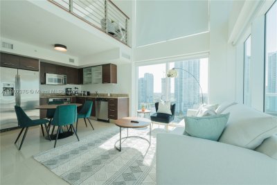 Aluguel de apartamento no Brickell on the River South 1217