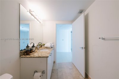 Aluguel de apartamento no Brickell on the River South 1217