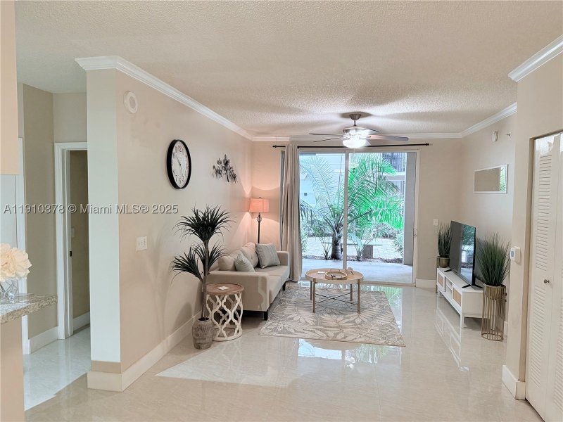 Comprar apartamento en Porto Bellagio 2102