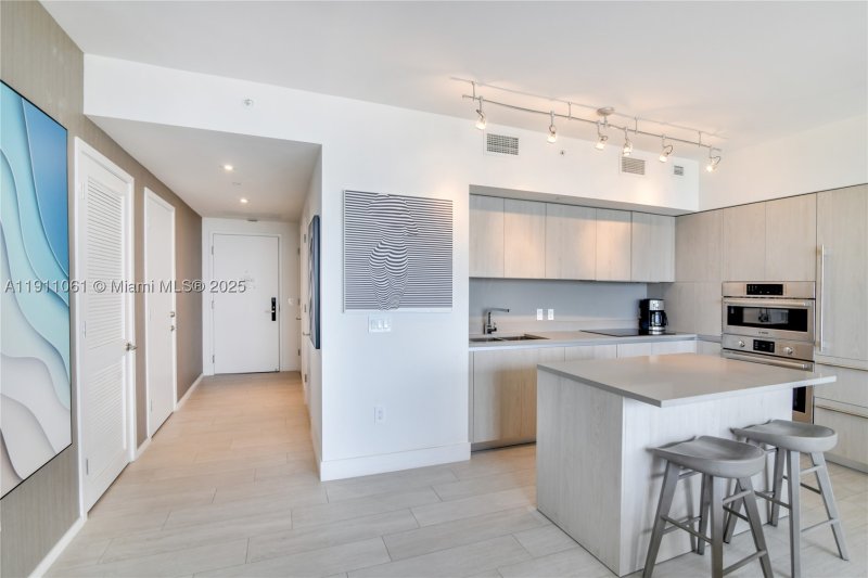 Condo for sale at Hyde Beach House R3206