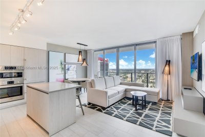 Hyde Beach House Apt #R3206