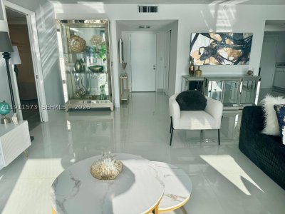 Comprar apartamento en Bay Country Club 803