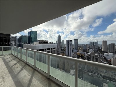 Alquiler de apartamento en 50 Biscayne 3911
