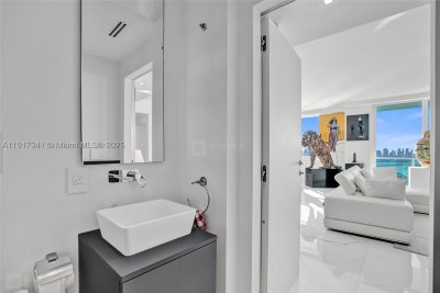Comprar apartamento en Floridian PH01
