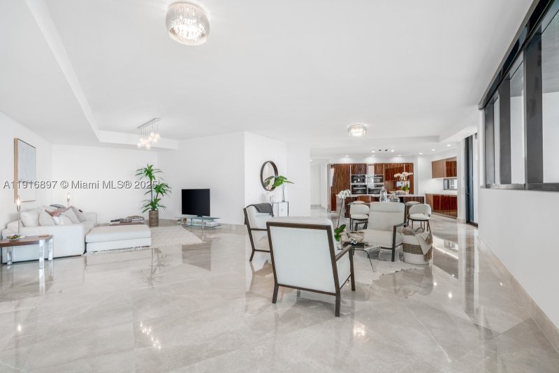 Condo for sale at Porsche Design Tower 5105