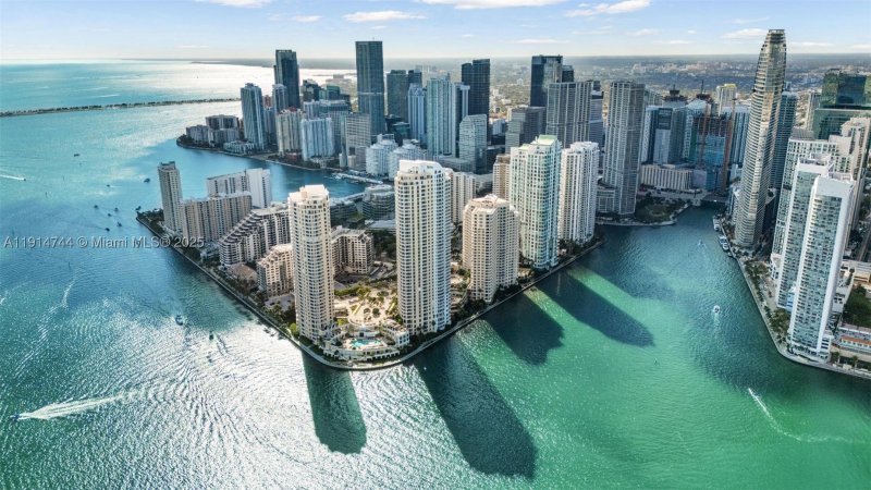 Condo for sale at Asia on Brickell 1403