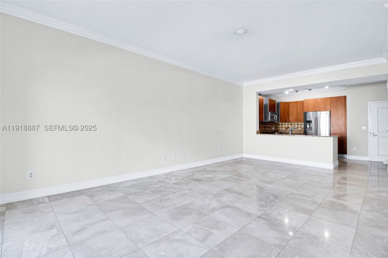 Comprar apartamento en Ocean Marine Yacht Club 1410
