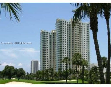 Duo Condo Apt #1005E