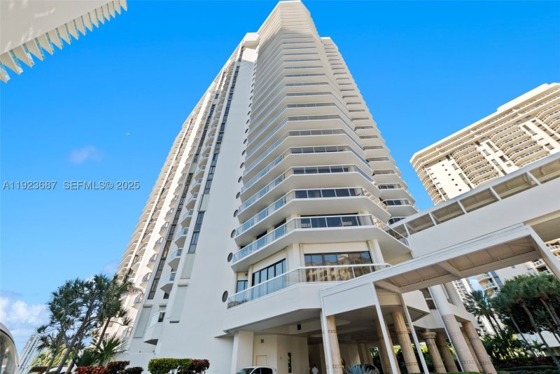 Apartment for rent at The Landmark 904