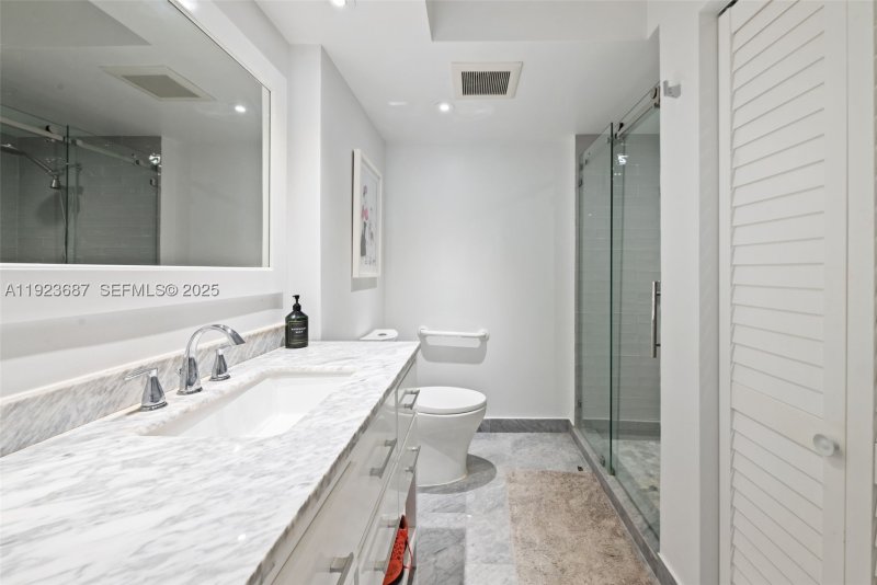Apartment for rent at The Landmark 904