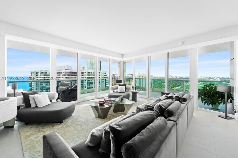 Comprar apartamento en Bristol Tower 3005