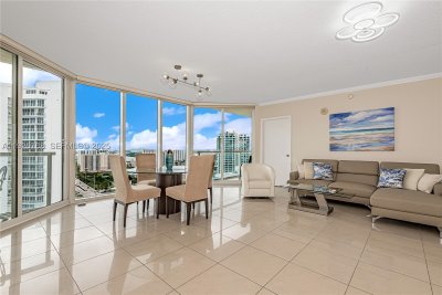Alquiler de apartamento en La Perla 2408