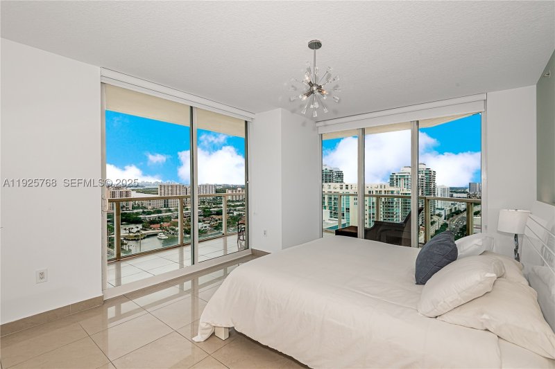 Alquiler de apartamento en La Perla 2408