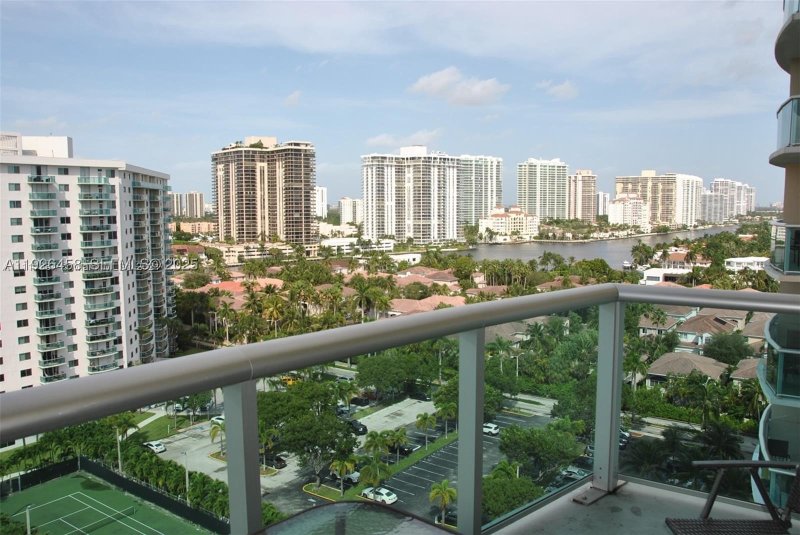 Condo for sale at Ocean Reserve 1504